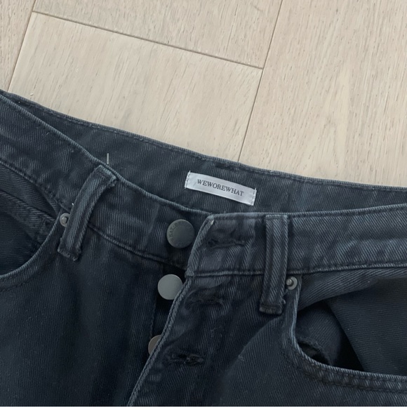 WEWOREWHAT Straight jeans with distressed hem - Picture 3 of 3